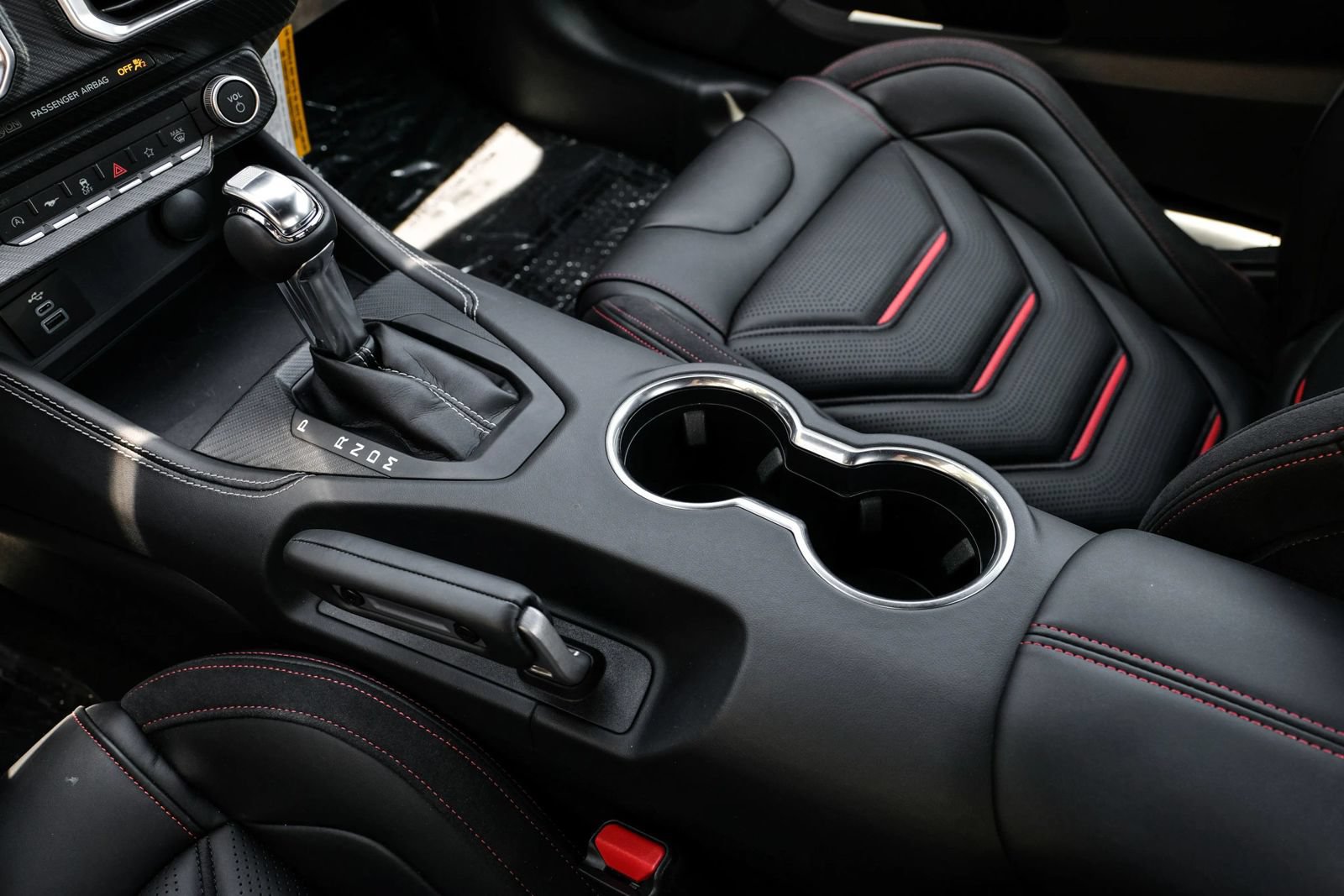 Used 2025 Ford Mustang GT Premium w/ GT Performance Package RWD image 19