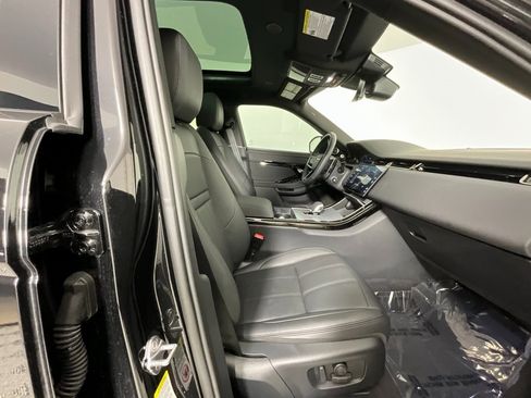 Used 2025 Land Rover Range Rover Evoque S image 20