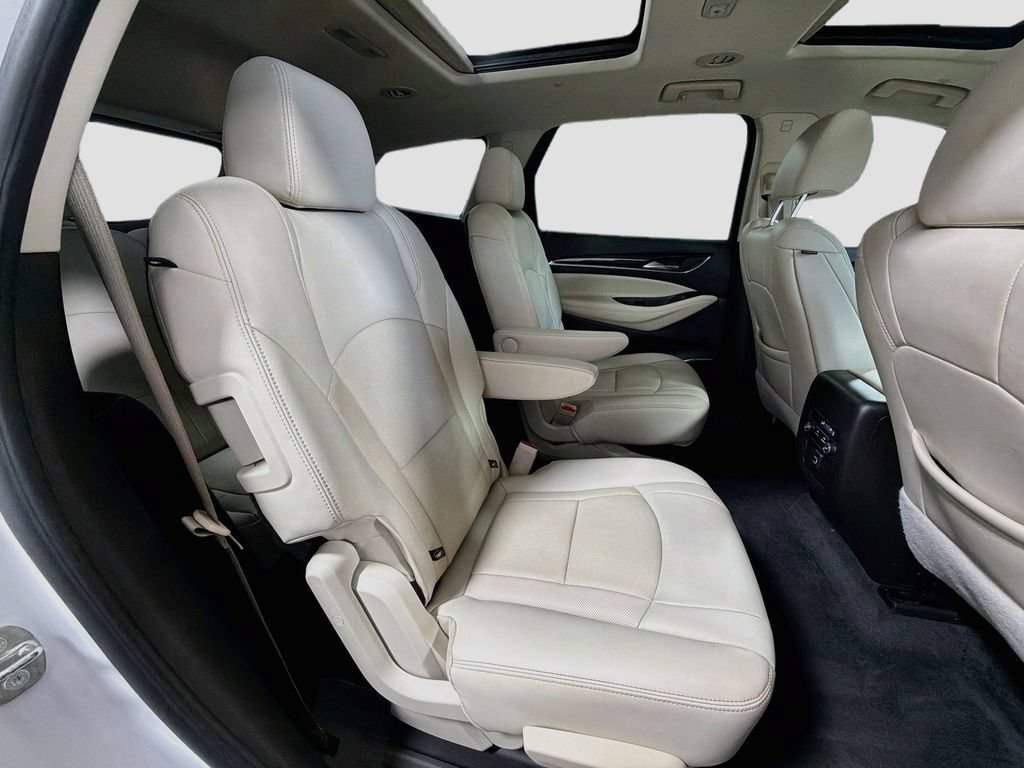 Used 2023 Buick Enclave Essence w/ Experience Buick Package AWD/4WD image 29