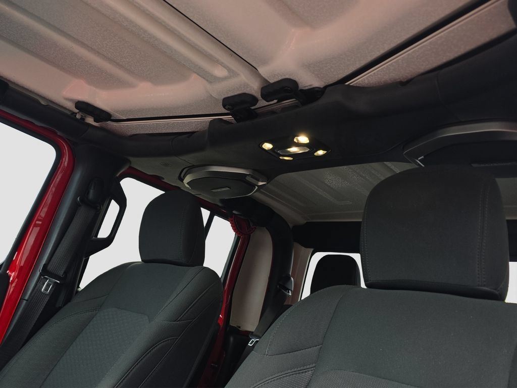 Used 2021 Jeep Gladiator Sport AWD/4WD image 8