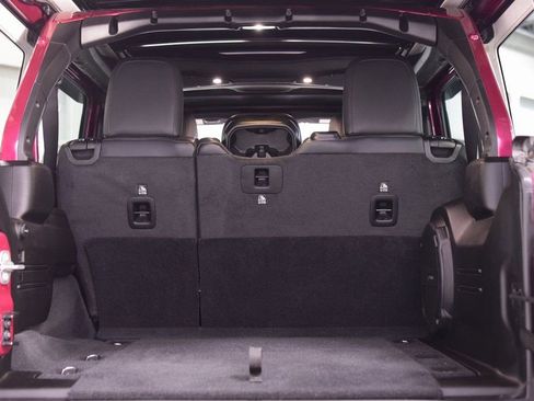 Used 2024 Jeep Wrangler Sahara w/ Technology Group image 23