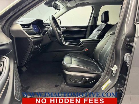 Used 2021 Jeep Grand Cherokee L Limited image 13