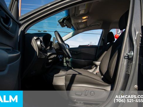 Used 2023 Hyundai Kona SEL w/ Cargo Package image 7