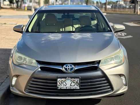 Used 2015 Toyota Camry XLE image 7