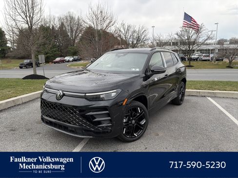 New 2026 Volkswagen Tiguan SE R-Line image 1