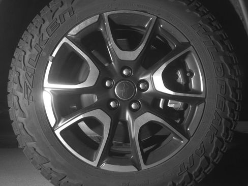 Used 2025 Jeep Compass Trailhawk AWD/4WD image 13
