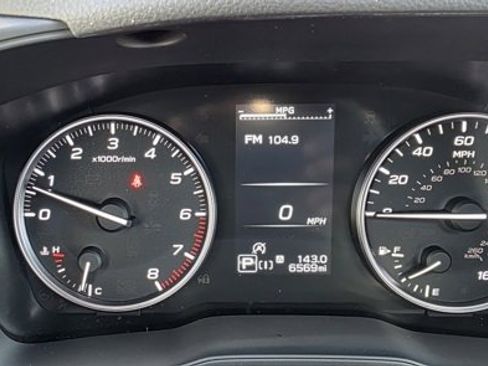 Used 2025 Subaru Forester Limited image 18