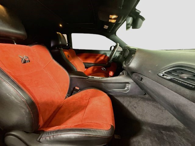 Used 2016 Dodge Challenger R/T Scat Pack w/ Leather Interior Group RWD image 26