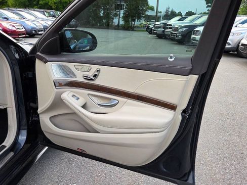 Used 2015 Mercedes-Benz S 550 4MATIC Sedan image 58