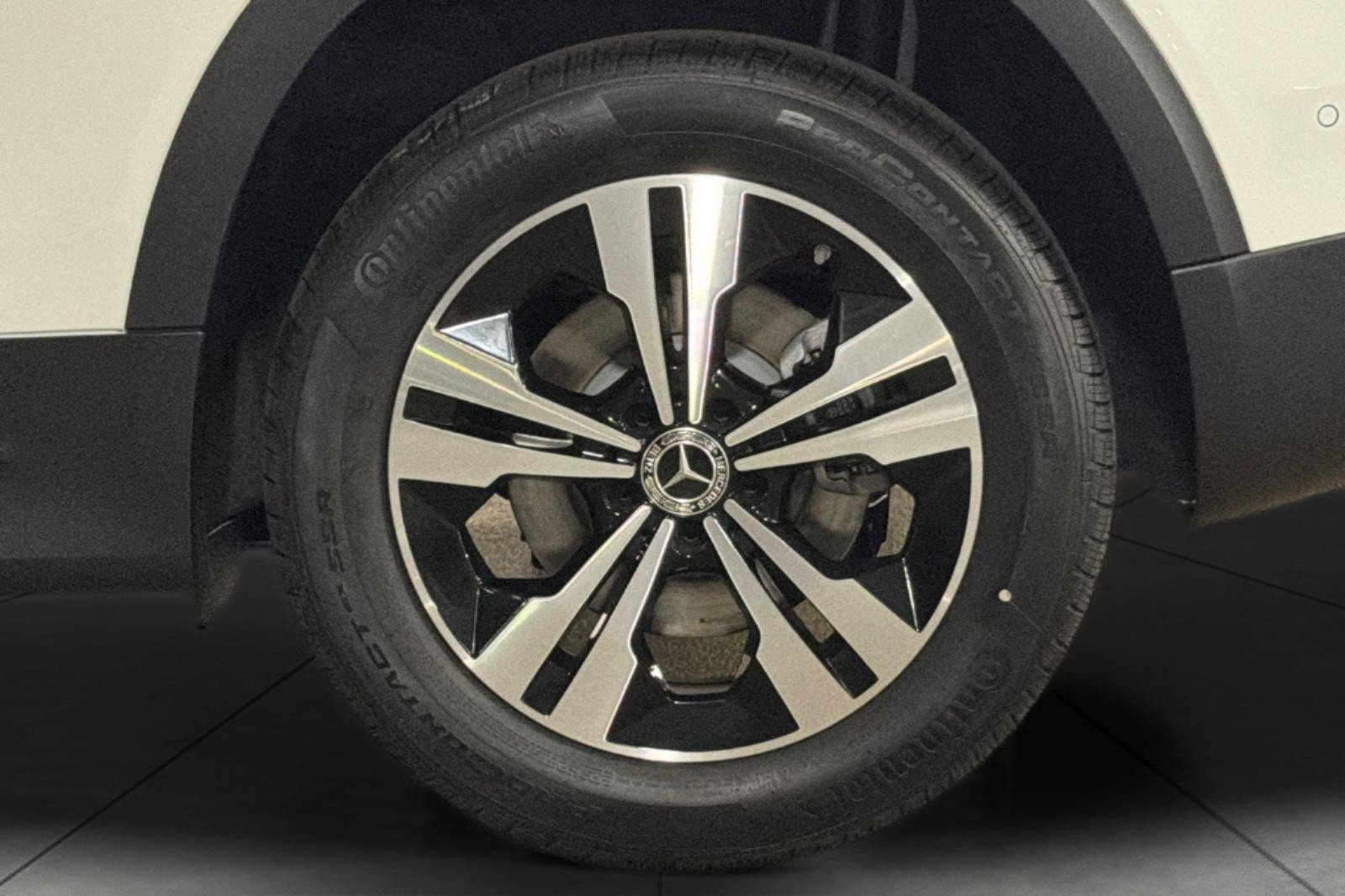 New 2026 Mercedes-Benz GLB 250 image 24