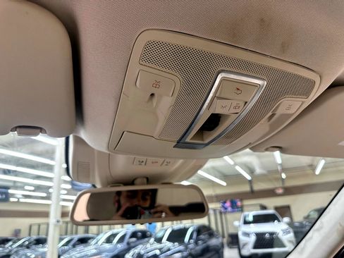 Used 2018 Mercedes-Benz GLS 450 4MATIC w/ Premium Package image 32