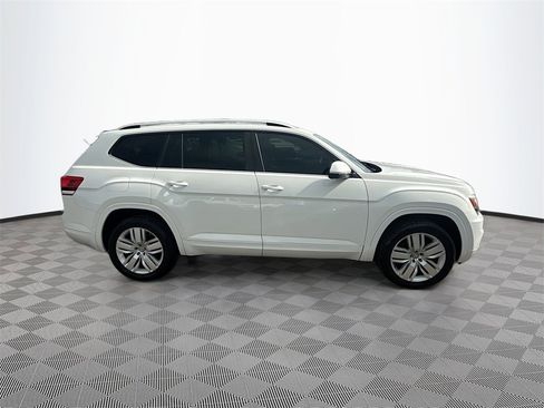 Used 2019 Volkswagen Atlas SE w/ Panoramic Sunroof Package image 5