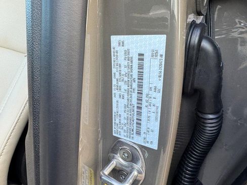 New 2026 Lincoln Corsair Premiere image 25