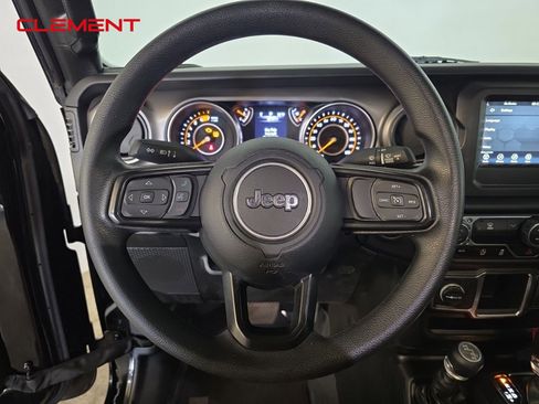 Used 2023 Jeep Wrangler Unlimited Sport AWD/4WD image 12
