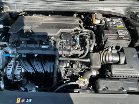 Used 2025 Kia K4 FWD image 28