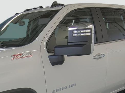New 2026 Chevrolet Silverado 2500 LT w/ Z71 Chrome Sport Edition AWD/4WD image 8