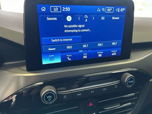 Used 2025 Ford Escape Active FWD image 22