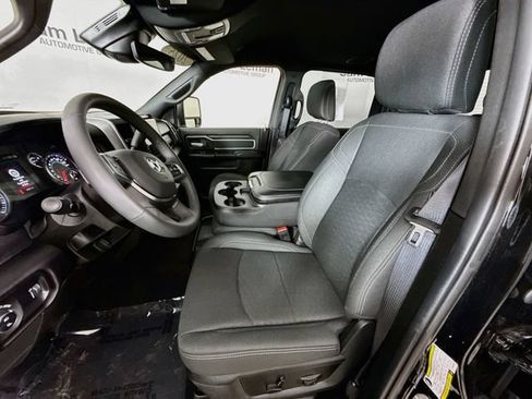 Used 2025 RAM 2500 Big Horn AWD/4WD image 20