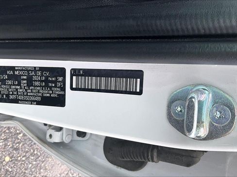 Used 2025 Kia K4 FWD image 32