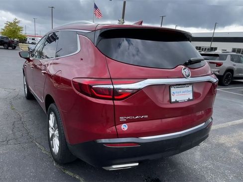 Used 2020 Buick Enclave Essence w/ Sound and Sites Package image 9