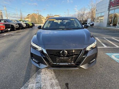 Used 2023 Nissan Sentra SR w/ Trunk Package image 8