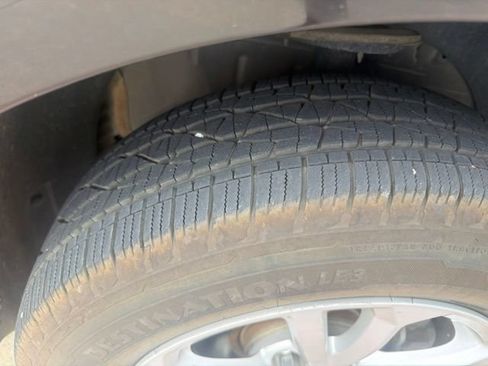 Used 2016 Chevrolet Equinox LT FWD image 4