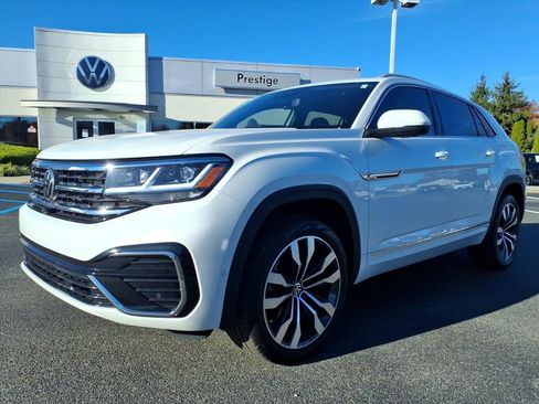 Used 2022 Volkswagen Atlas Cross Sport SEL Premium R-Line image 2