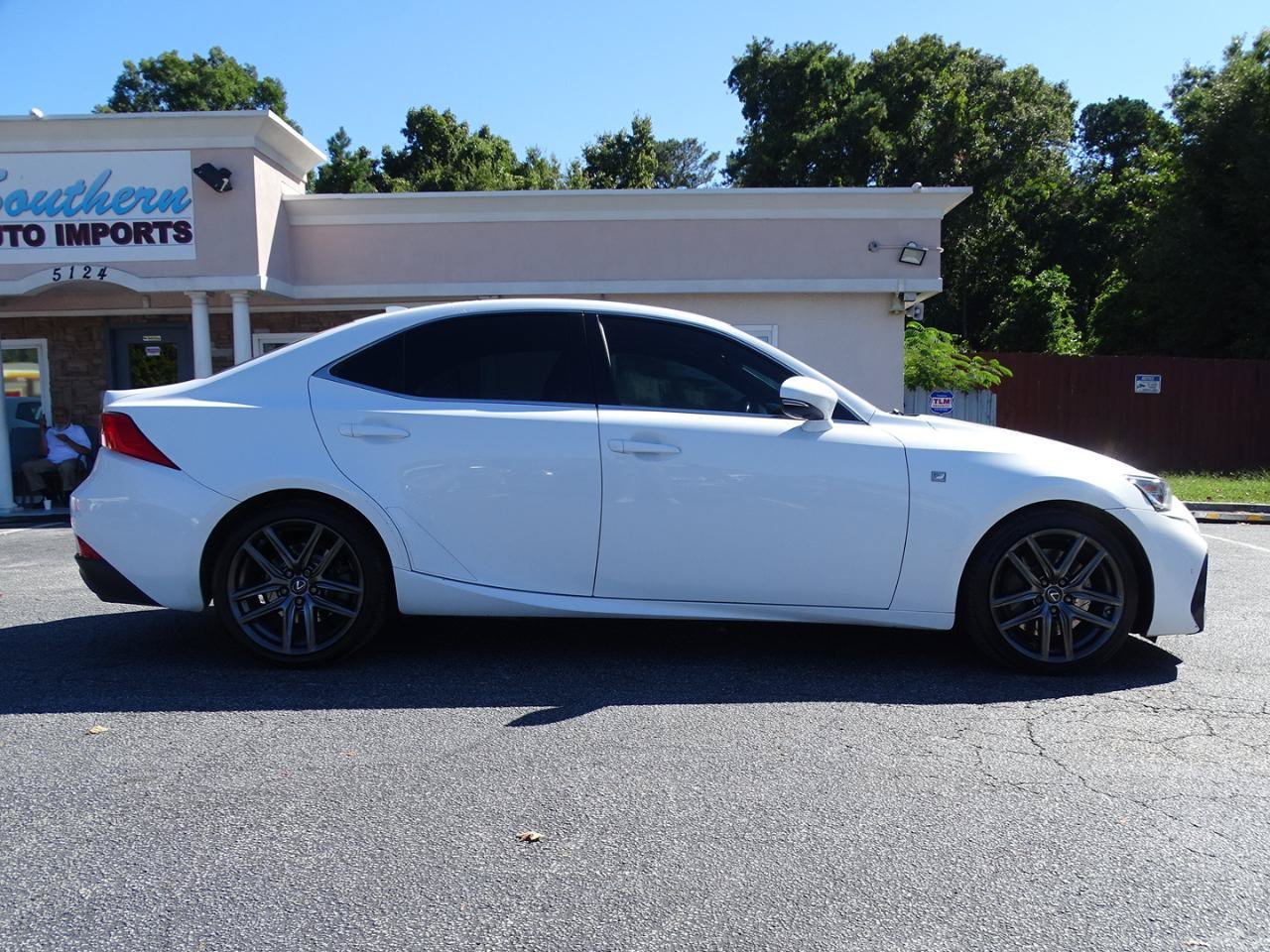 Used 2020 Lexus IS 350 F Sport w/ F Sport Package RWD image 7