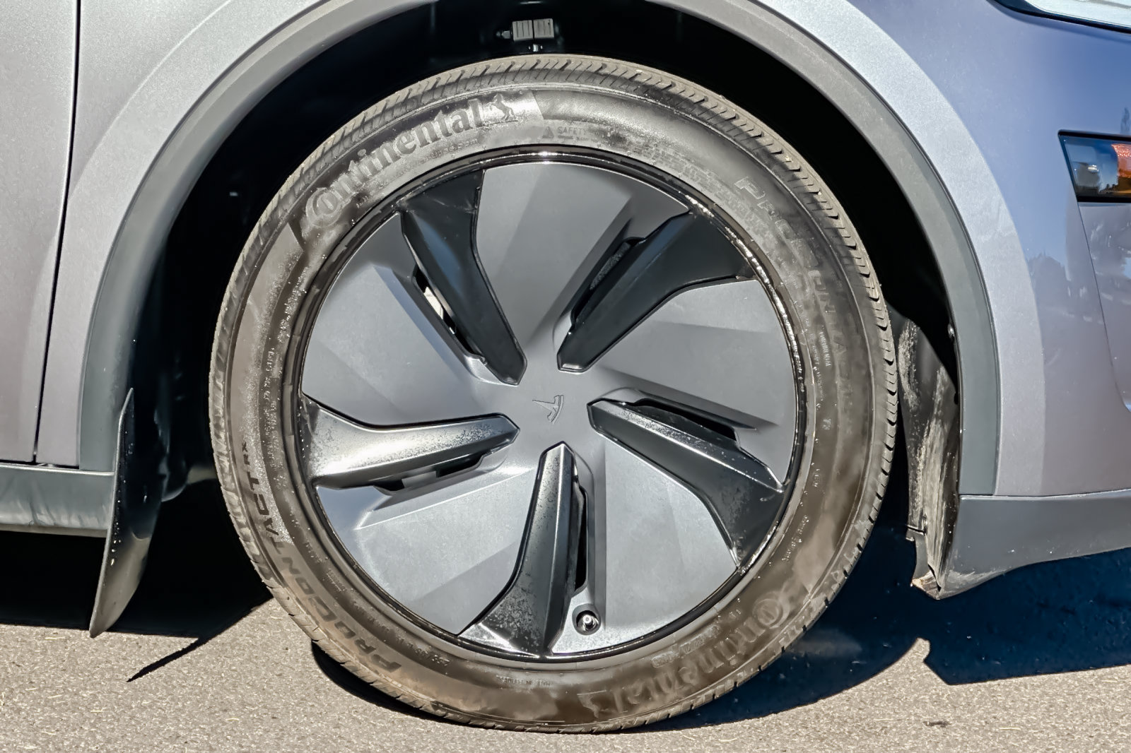 Used 2026 Tesla Model Y Long Range AWD/4WD image 35