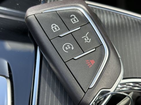 Used 2024 Cadillac Lyriq Luxury AWD/4WD image 36