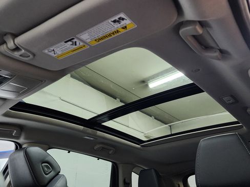 Used 2024 Acura MDX SH-AWD w/ Technology Package image 27