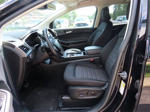 Used 2021 Ford Edge SE FWD image 15