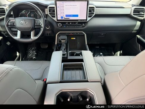 Used 2023 Toyota Tundra Limited w/ Power Package AWD/4WD image 17