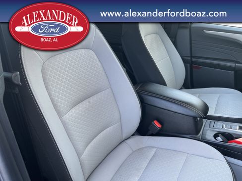 Used 2025 Ford Escape Active w/ Cold Weather Package image 15