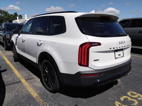 Used 2022 Kia Telluride SX w/ SX Prestige Package AWD/4WD image 5