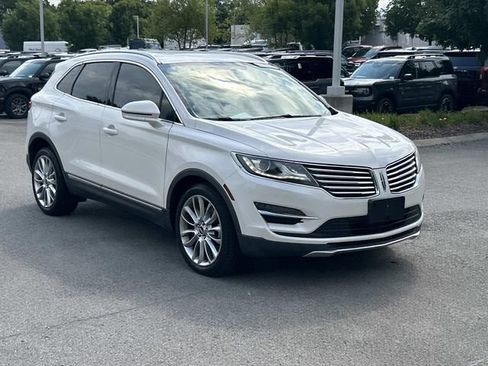 Used 2016 Lincoln MKC Reserve FWD image 3