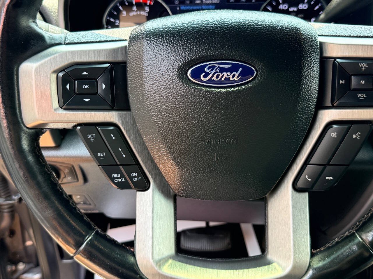 Used 2022 Ford F350 Platinum AWD/4WD image 29