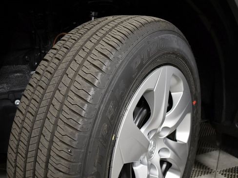 New 2025 Toyota RAV4 LE image 9