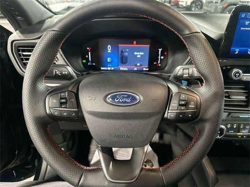 Used 2025 Ford Escape ST-Line image 22