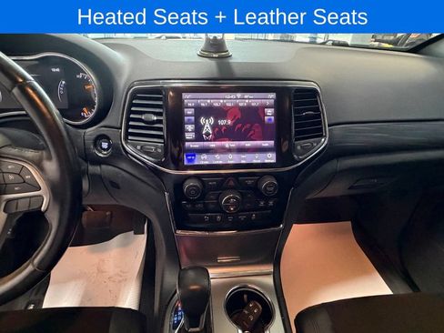 Used 2020 Jeep Grand Cherokee Altitude AWD/4WD image 12