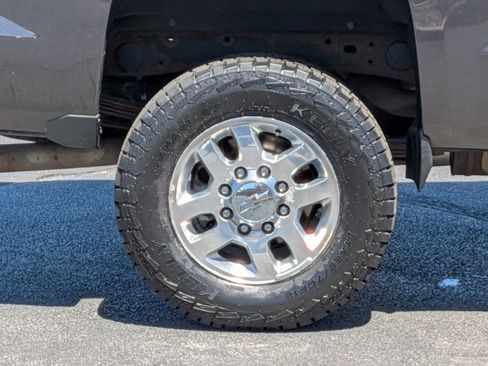 Used 2015 Chevrolet Silverado 2500 LT w/ LT Convenience Package AWD/4WD image 13