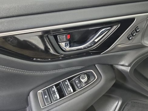 Used 2022 Subaru Outback Limited XT image 17