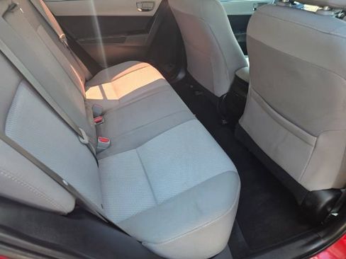 Used 2016 Toyota Corolla LE FWD image 18