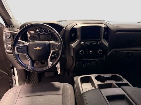 Used 2023 Chevrolet Silverado 2500 LT AWD/4WD image 19