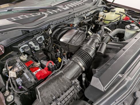 Used 2022 Ford F250 Lariat w/ Chrome Package image 31