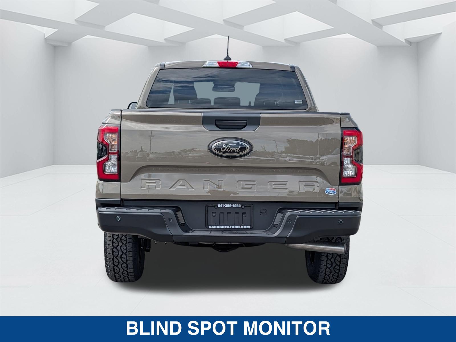New 2026 Ford Ranger XLT w/ Black Appearance Package RWD image 7