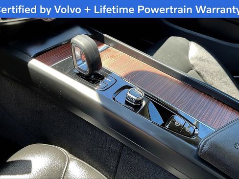 Used 2025 Volvo S60 B5 Plus FWD image 19