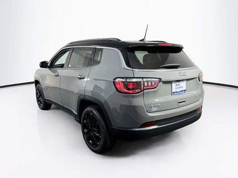 Used 2022 Jeep Compass Limited AWD/4WD image 7