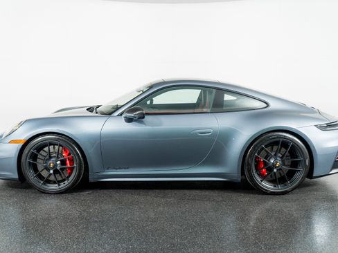 Used 2025 Porsche 911 Carrera 4 GTS image 15