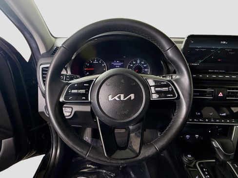 Used 2022 Kia Seltos EX AWD/4WD image 13